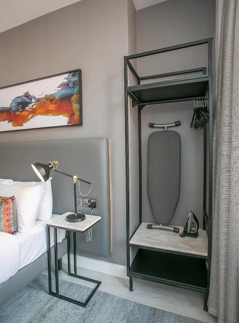 Grafton Street Studios By City Break Apartments Dublin 4*,